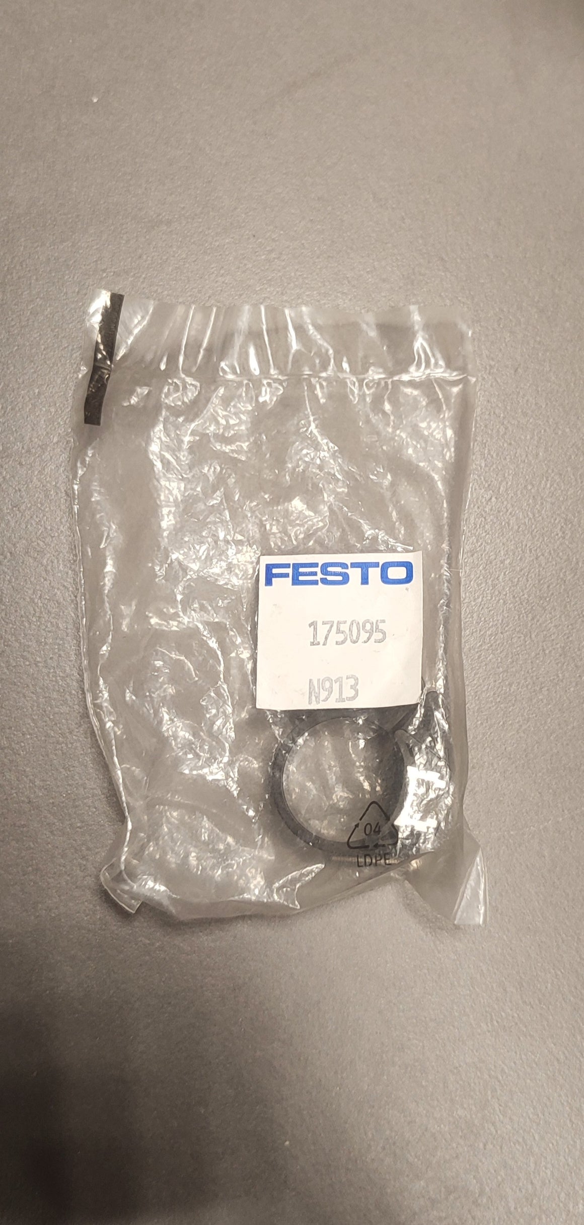 34d1e7c29a38aaa0ef885fe1e0b16cf6